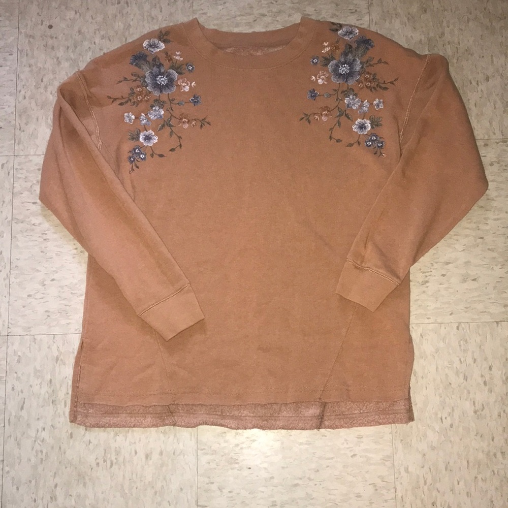 American Eagle sweatshirt